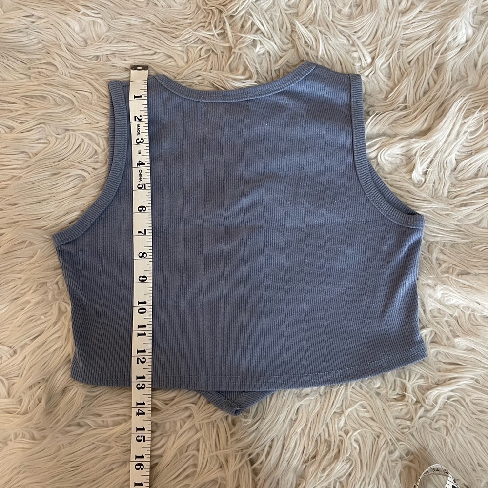 Layering tank - Picture 7 of 9